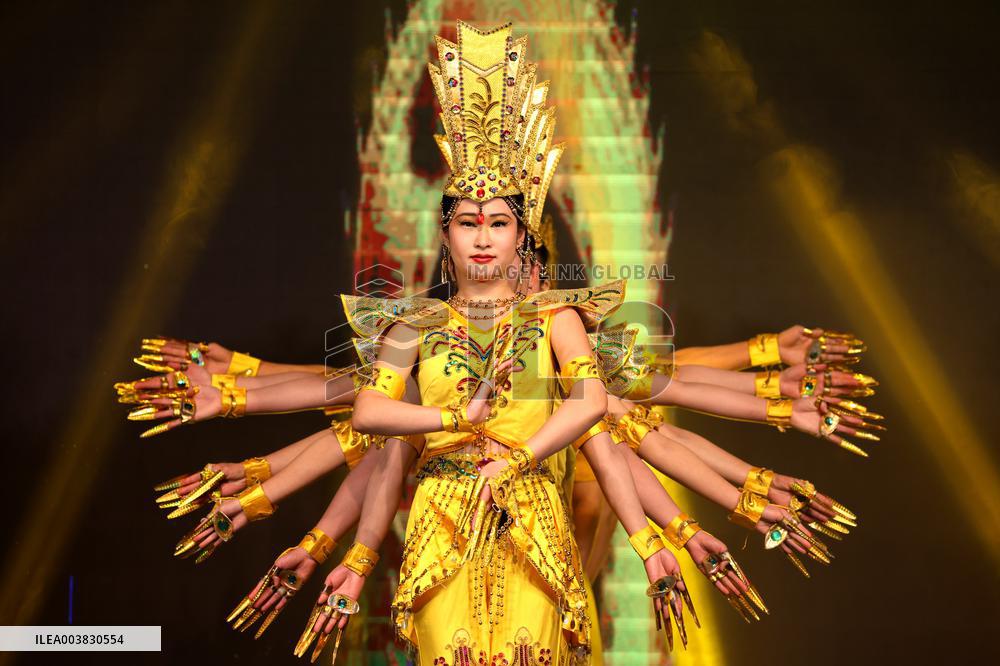 Disabled Dance Thousand Hand Kwan yin