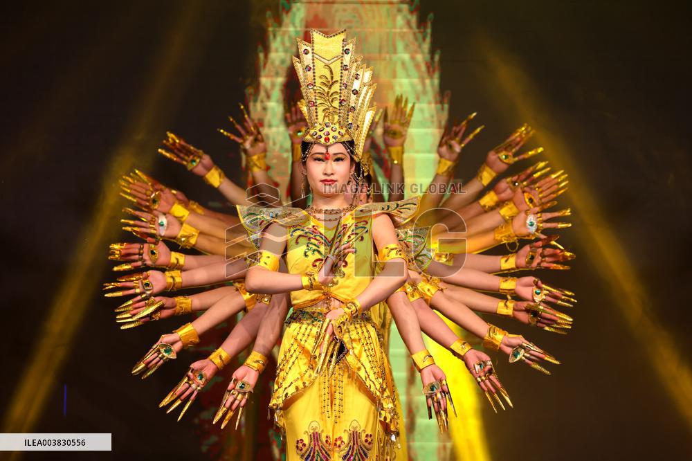 Disabled Dance Thousand Hand Kwan yin