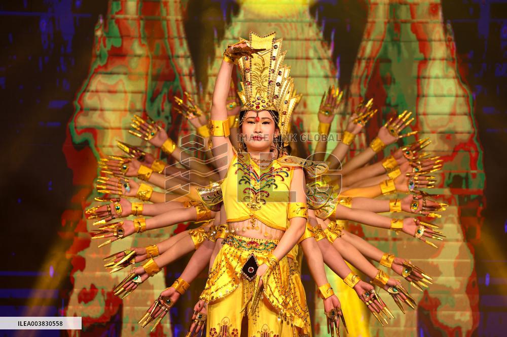 Disabled Dance Thousand Hand Kwan yin