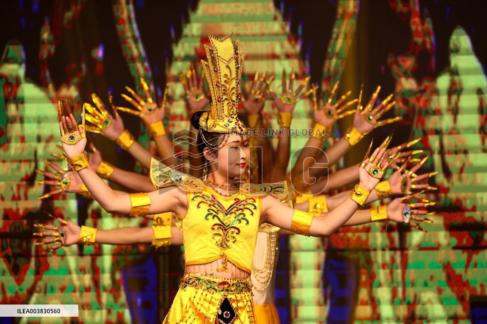 Disabled Dance Thousand Hand Kwan yin