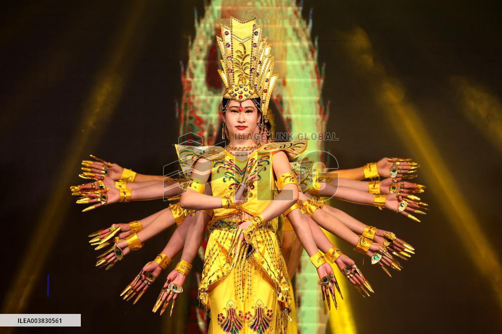 Disabled Dance Thousand Hand Kwan yin