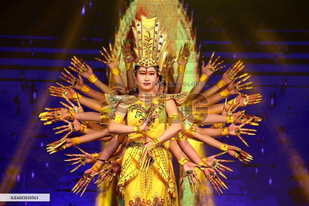 Disabled Dance Thousand Hand Kwan yin