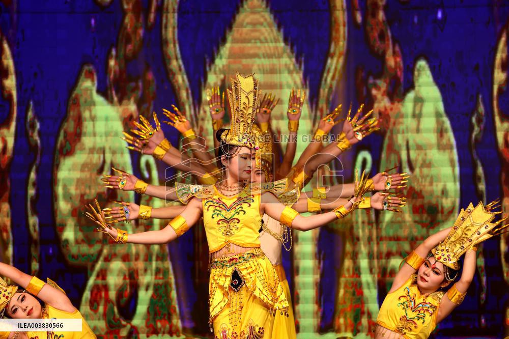 Disabled Dance Thousand Hand Kwan yin