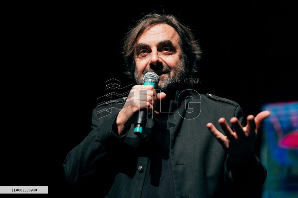 Andre Manoukian at the Beauvais theater