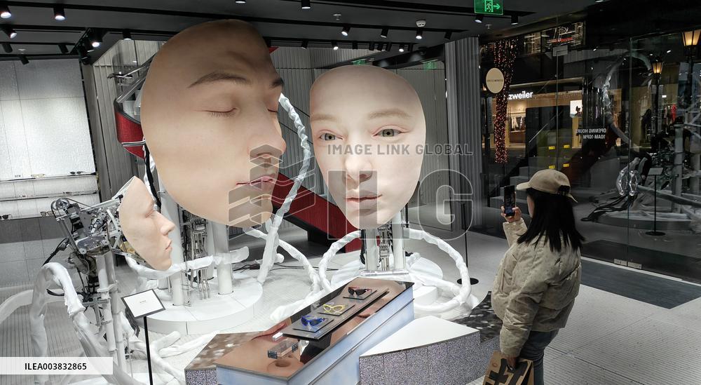 China's Visa-free Policy Boosts Foreigner Tourism