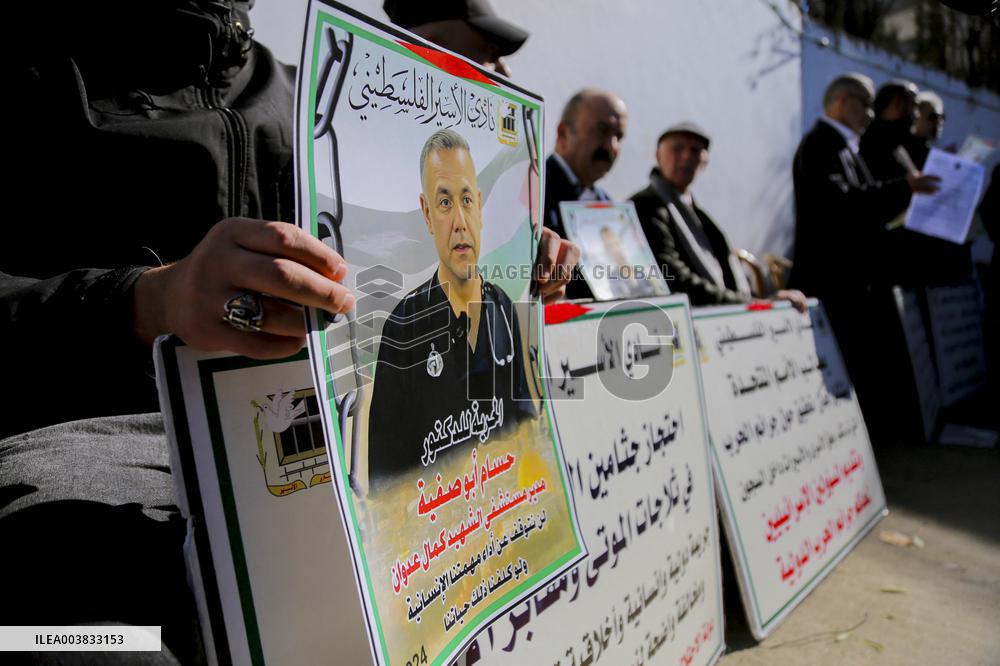 Rally for release of Palestinian hospital director Dr Hussam Abu Safiya