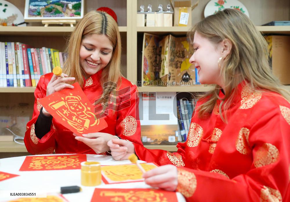 Foreign Students Studying in China