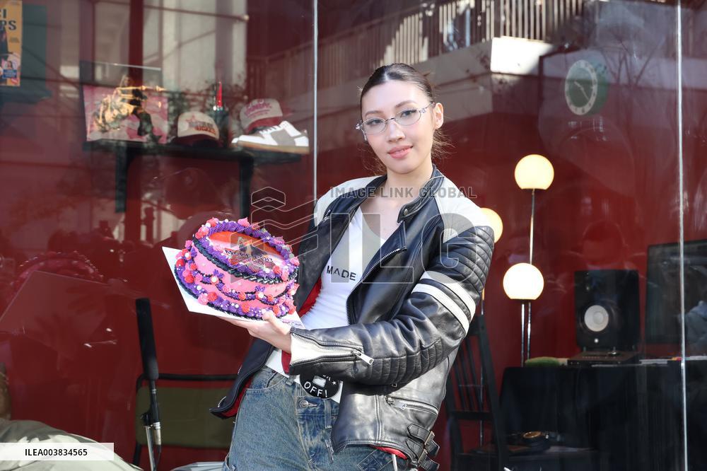 American Female Singer Karencic