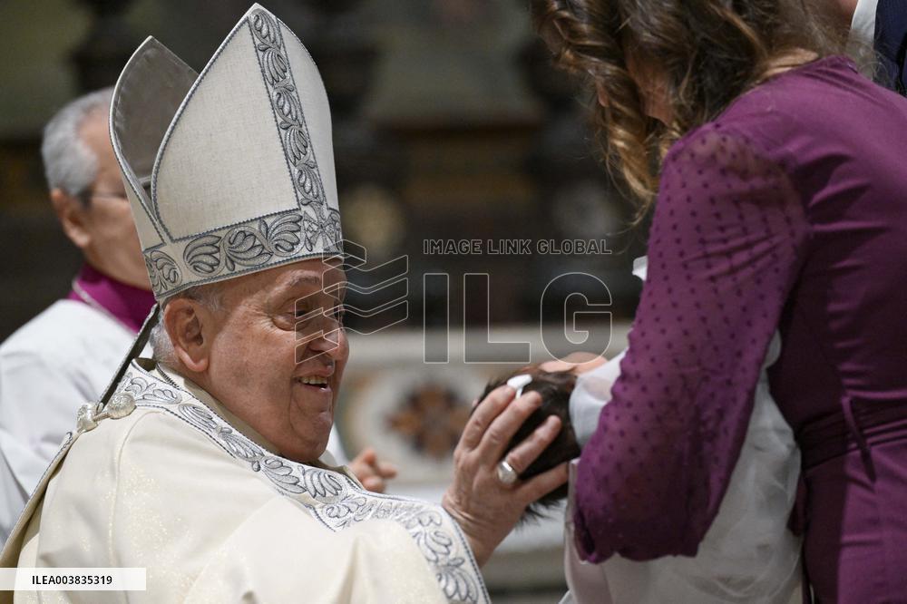 Pope Francis Conducts Baptisms - Vatican