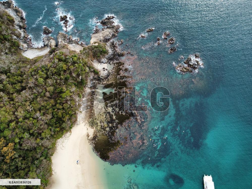 Huatulco National Reserve - Mexico