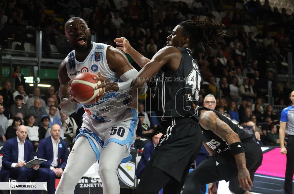 BASKET - Serie A - Virtus Segafredo Bologna vs Napolibasket