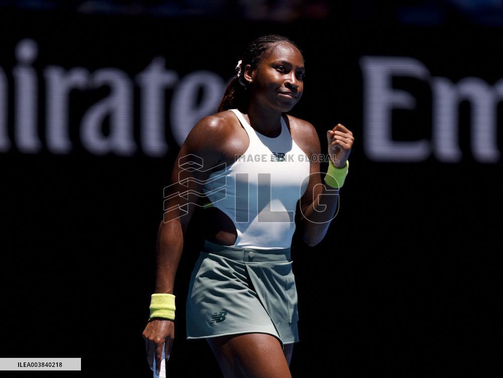 Australian Open - Day 2 - Melbourne