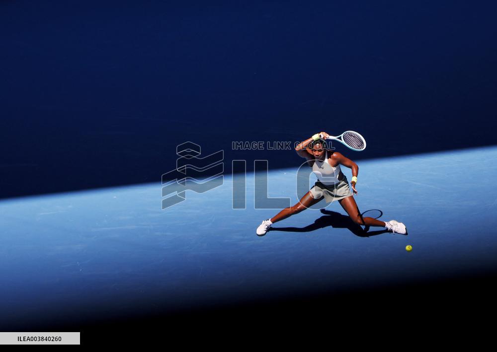 Australian Open - Day 2 - Melbourne