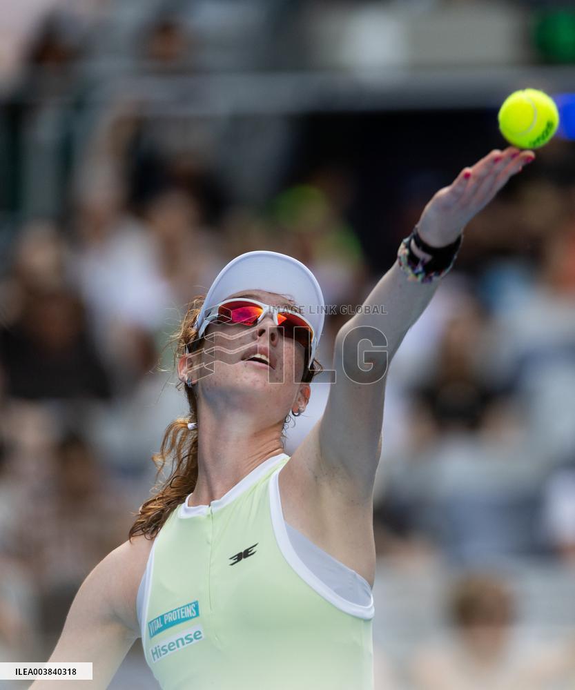 Australian Open - Day 2 - Melbourne