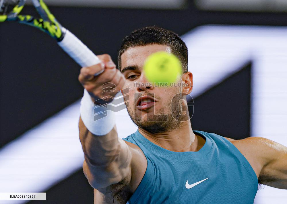 Australian Open - Day 2 - Melbourne