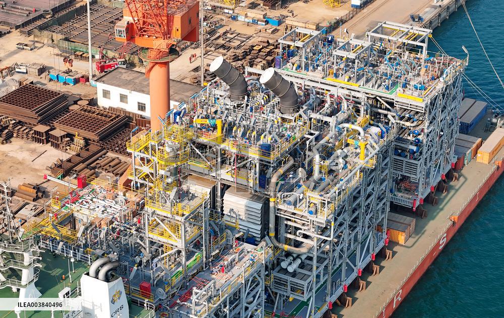 400,000-ton Super Large P79 FPSO Delivery