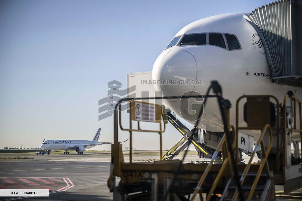 Illustration at Charles de Gaulle Airport in Paris