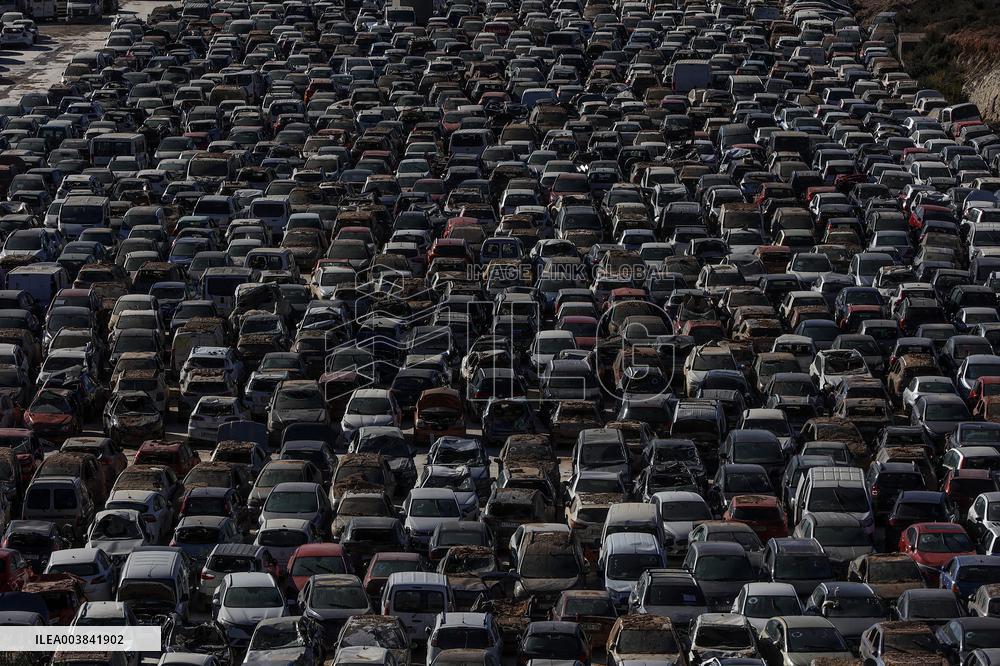 Scrapping Of Vehicles Damaged By DANA - Valencia