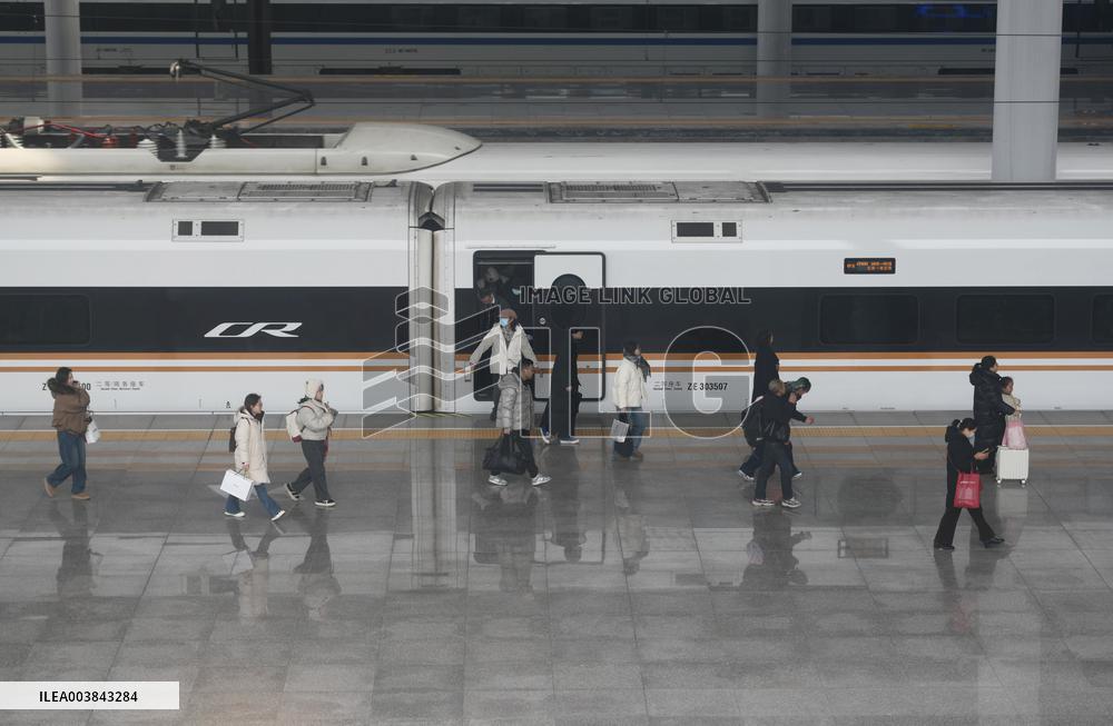 2025 Spring Festival Travel Rush Kicked Off