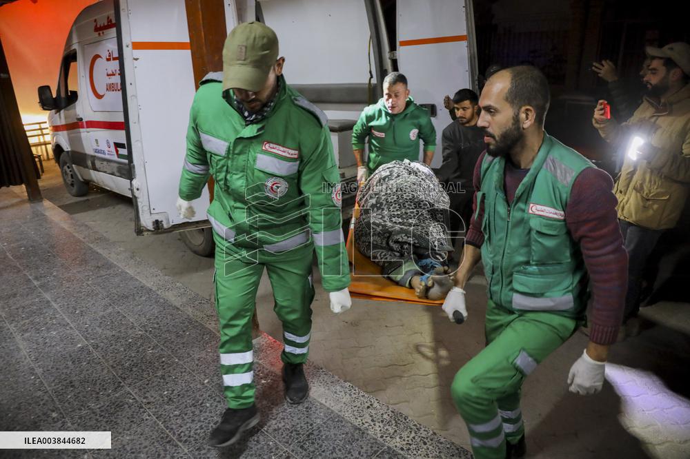 Israeli Attacks on Gaza Continue