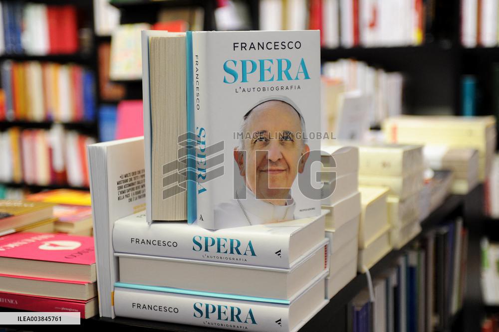 Pope Francis' Autobiography 'Spera' Release - Rome