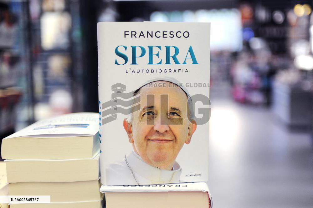 Pope Francis' Autobiography 'Spera' Release - Rome