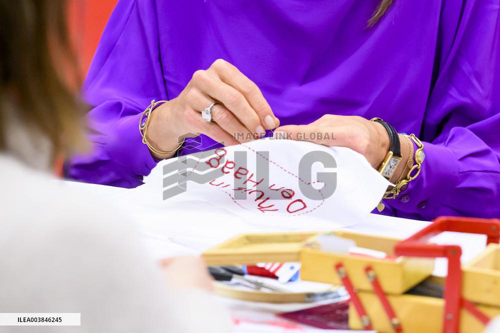 Queen Maxima Visits Community Art Project Thuis - the Hague