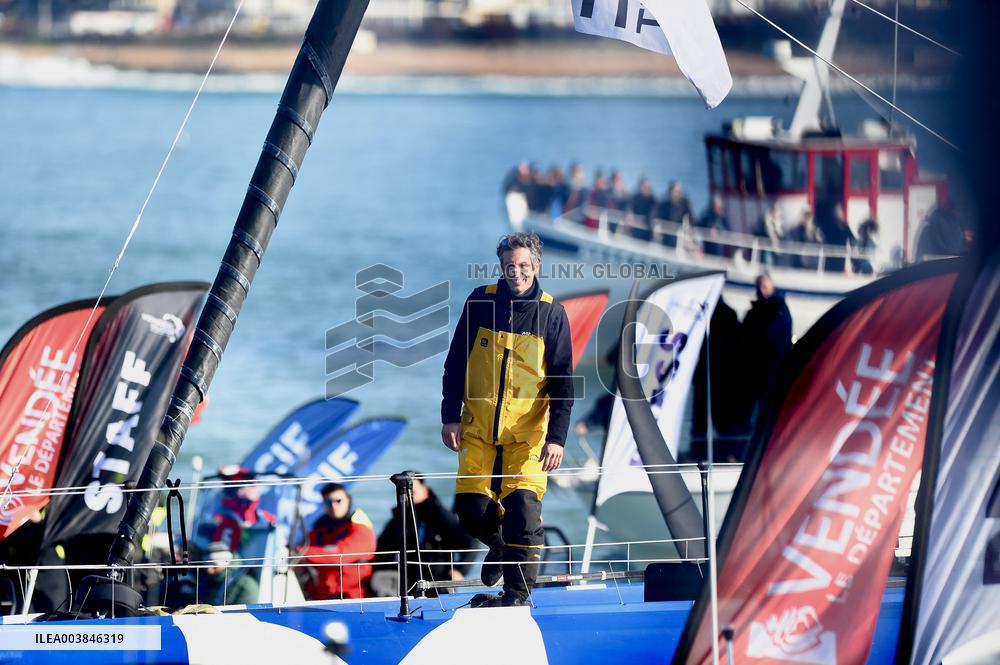 Charlie Dalin Wins Vendee Globe in Record Time - Sables-d'Olonne