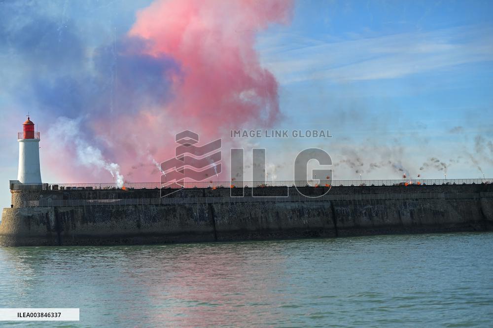 Charlie Dalin Wins Vendee Globe in Record Time - Sables-d'Olonne