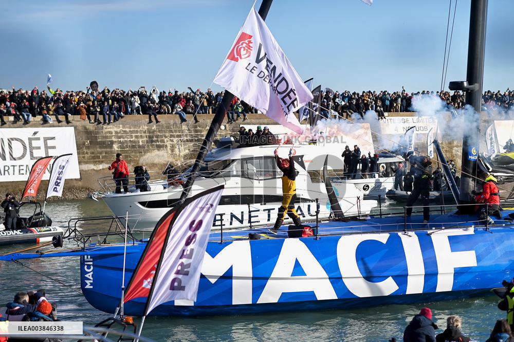 Charlie Dalin Wins Vendee Globe in Record Time - Sables-d'Olonne
