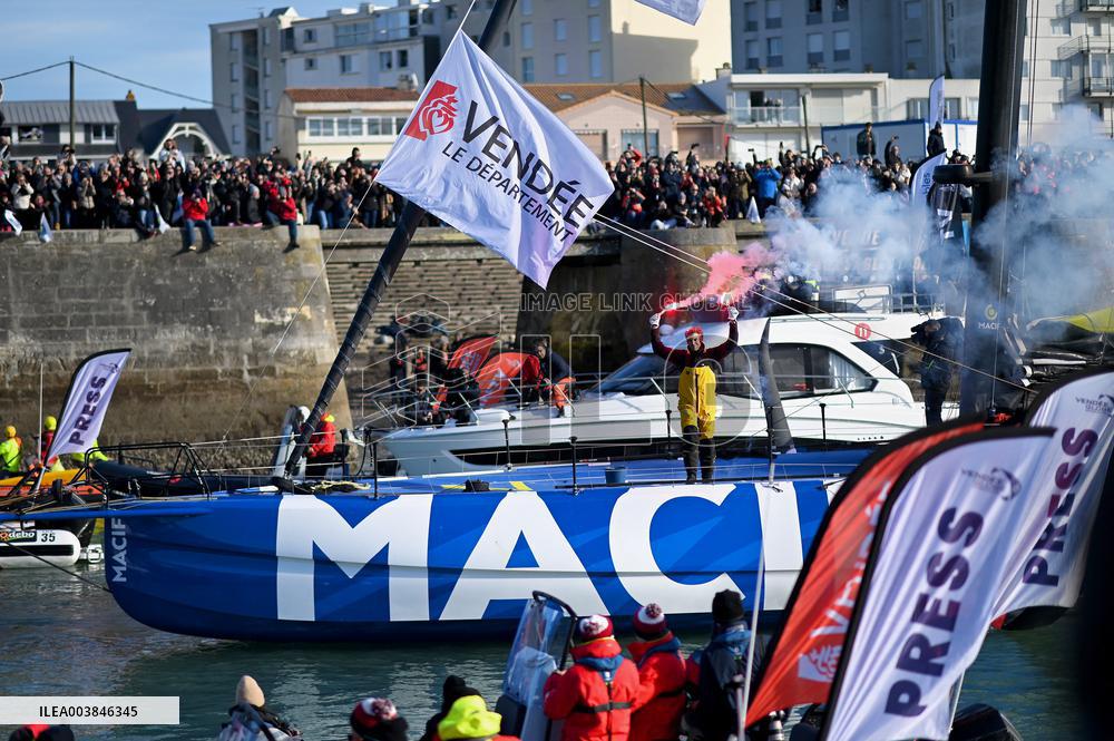 Charlie Dalin Wins Vendee Globe in Record Time - Sables-d'Olonne