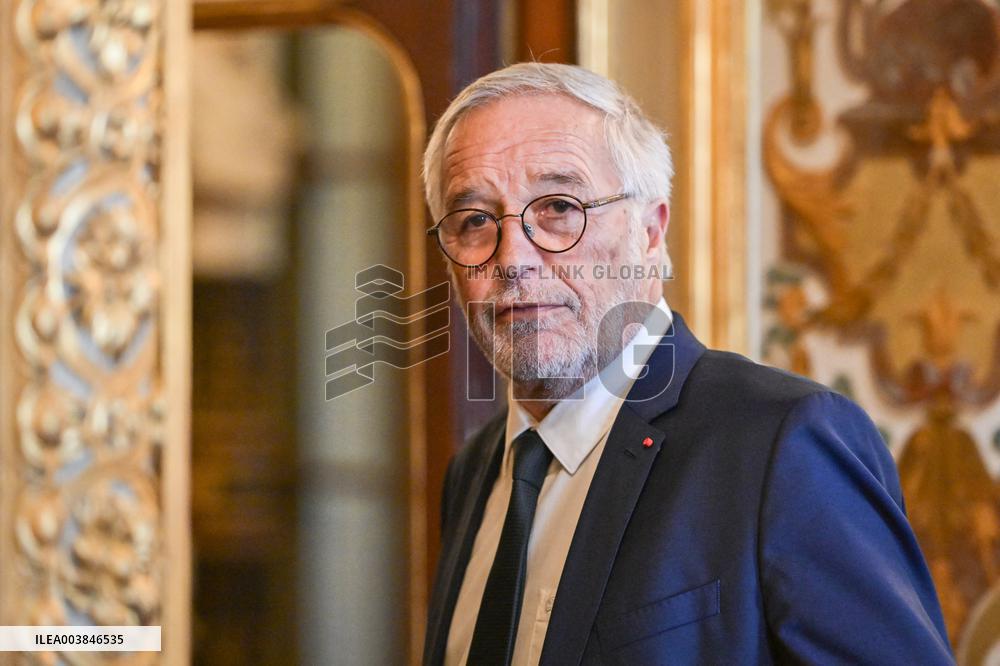 Announcement of the Government Statement at the Senate in Pars FA