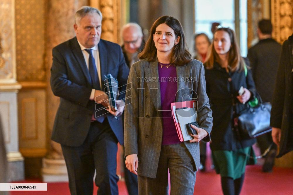 Announcement of the Government Statement at the Senate in Pars FA