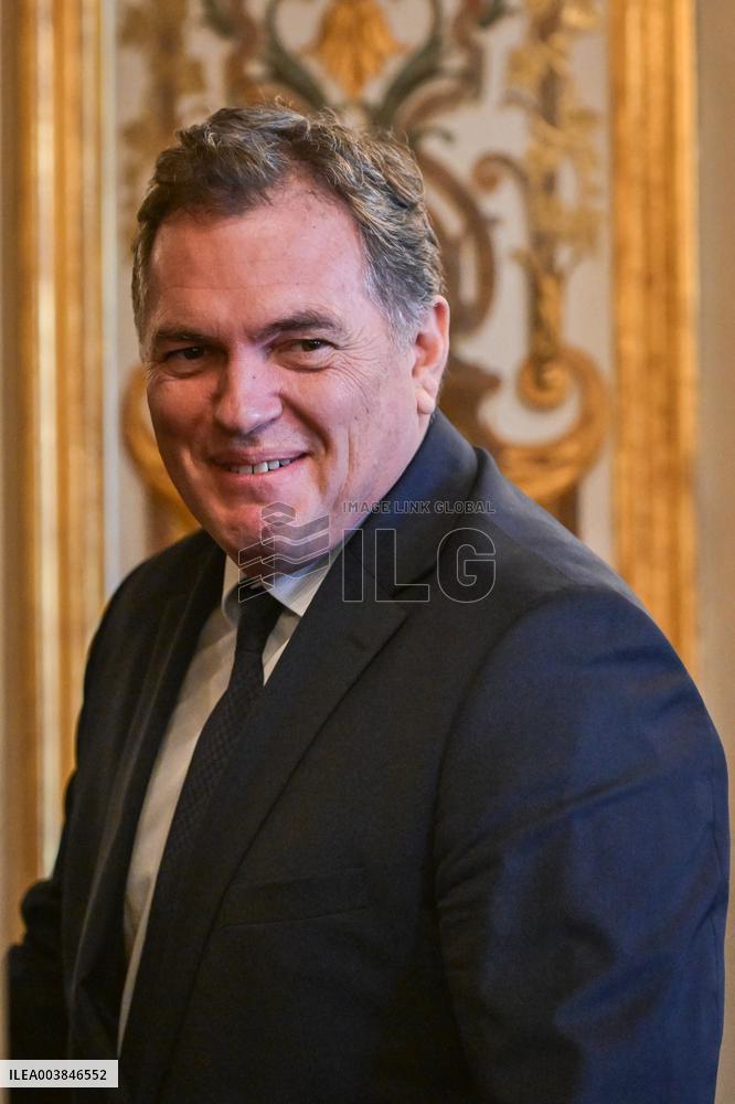 Announcement of the Government Statement at the Senate in Pars FA