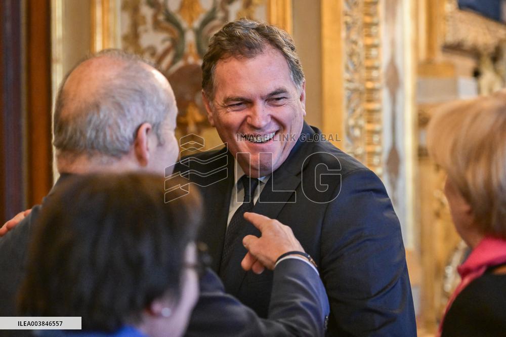 Announcement of the Government Statement at the Senate in Pars FA