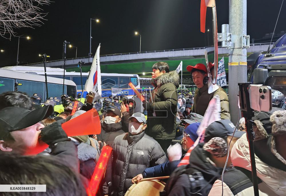Preparations for detention of impeached S. Korean president