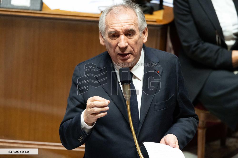Francois Bayrou replies to MP after general policy statement - Paris