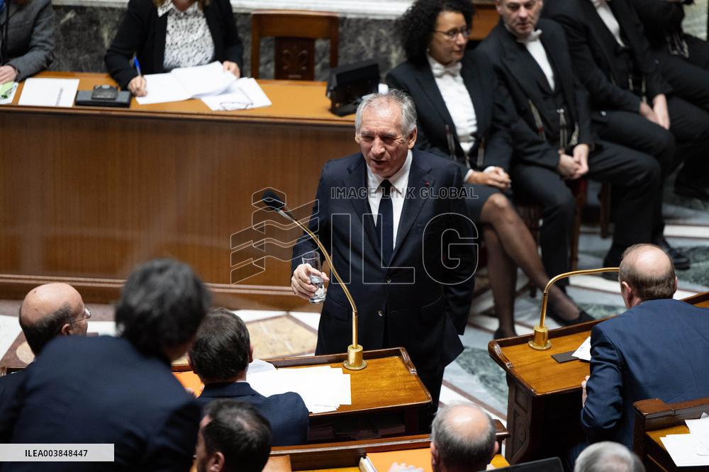 Francois Bayrou replies to MP after general policy statement - Paris