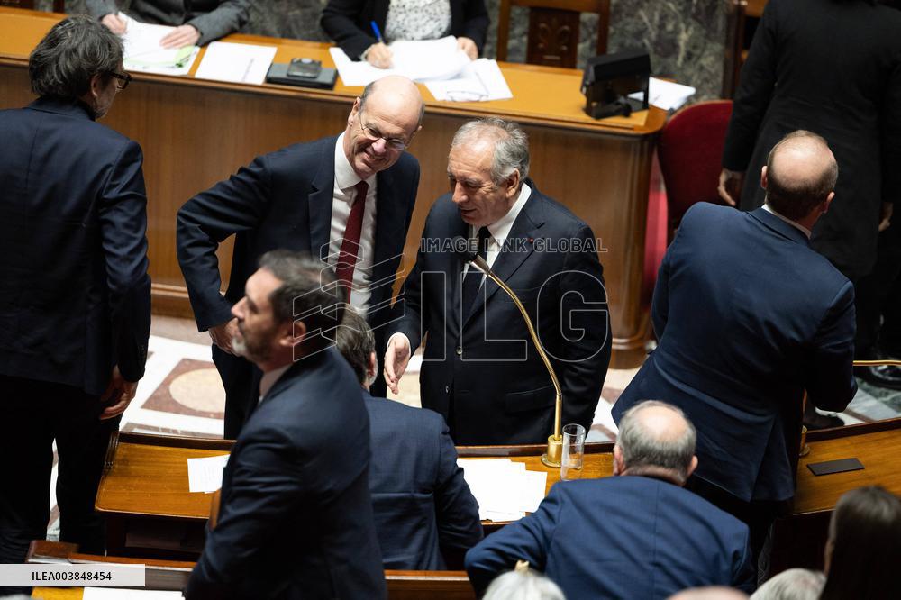 Francois Bayrou replies to MP after general policy statement - Paris
