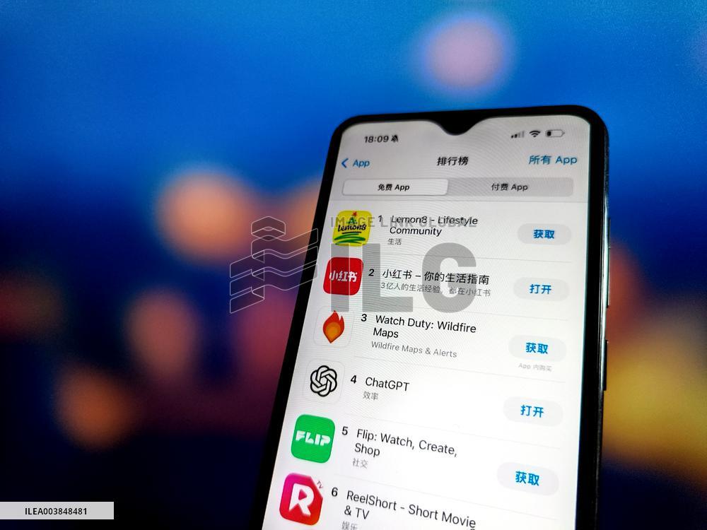 Illustration Photo RedNote