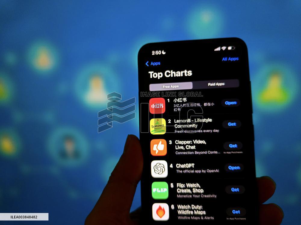 Illustration Photo RedNote