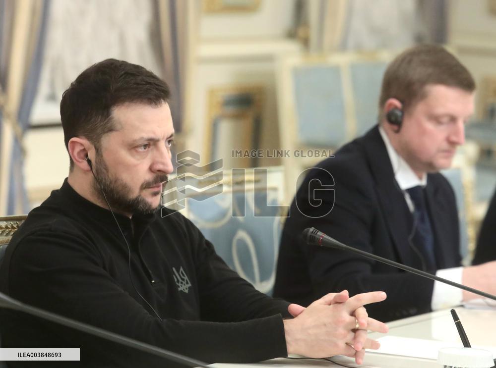 Volodymyr Zelenskyy meets with Speaker of Latvian Parliament