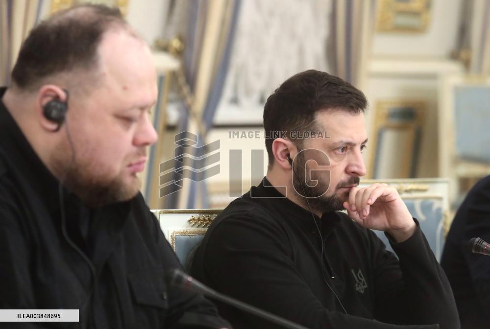 Volodymyr Zelenskyy meets with Speaker of Latvian Parliament
