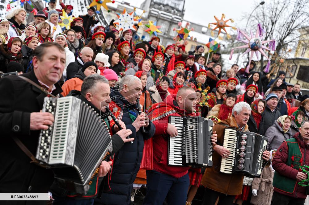 Festival of Ukrainian winter folklore held in downtown Lviv