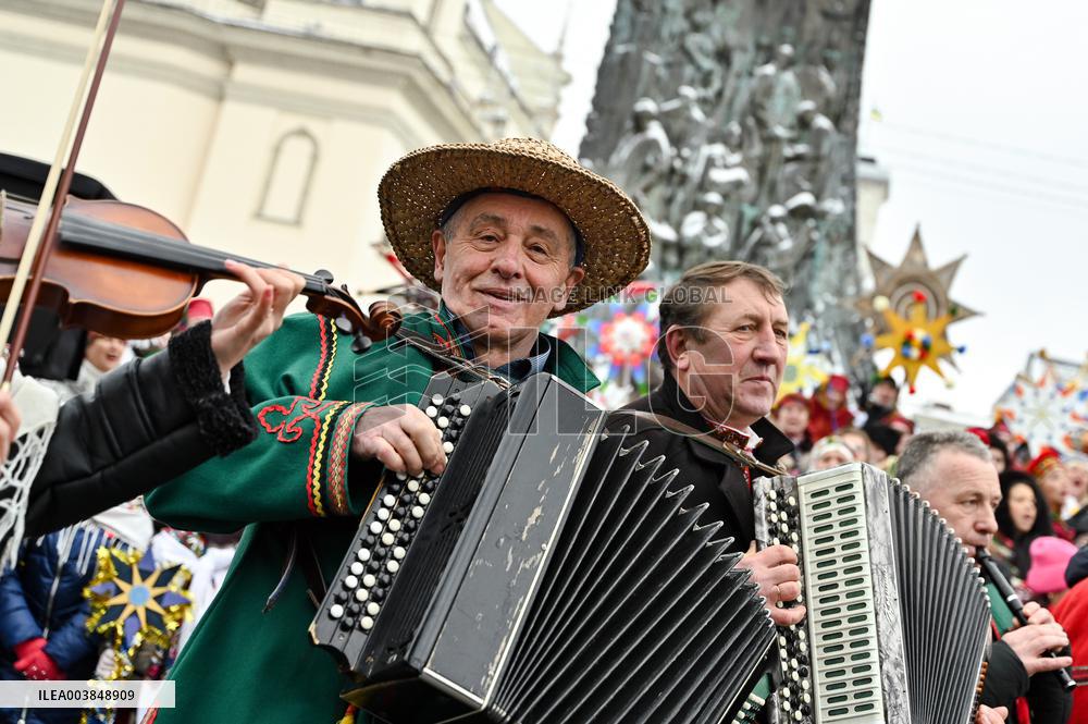 Festival of Ukrainian winter folklore held in downtown Lviv