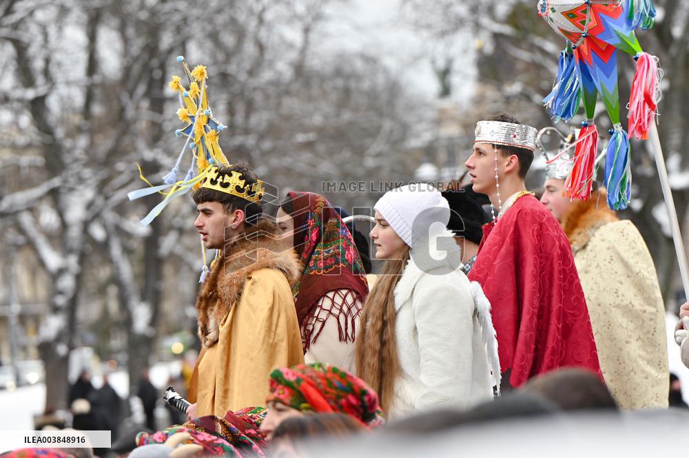 Festival of Ukrainian winter folklore held in downtown Lviv