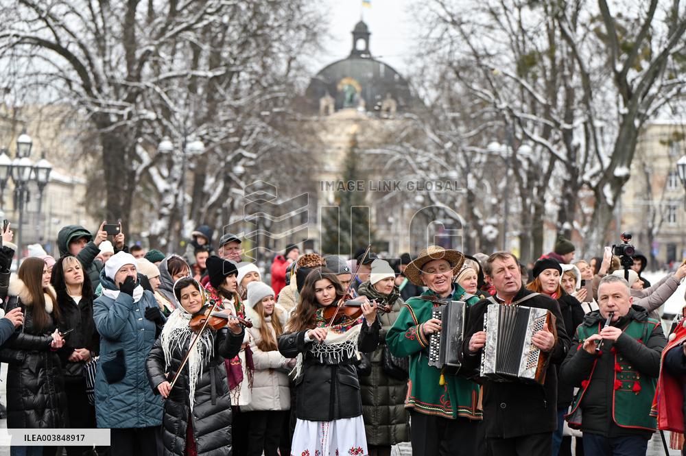 Festival of Ukrainian winter folklore held in downtown Lviv