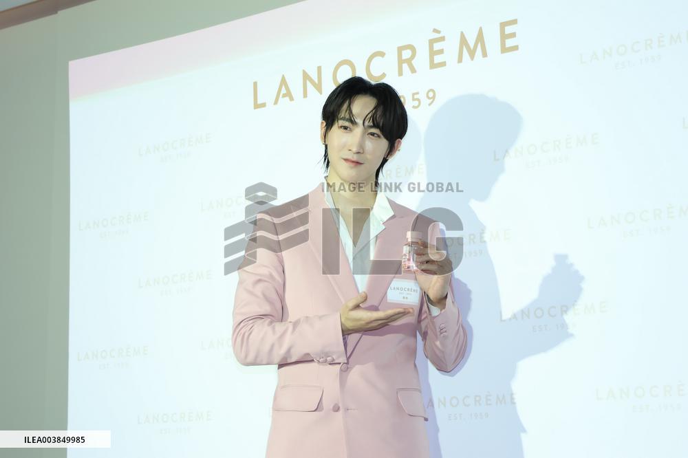 Taiwanese Actor KURT