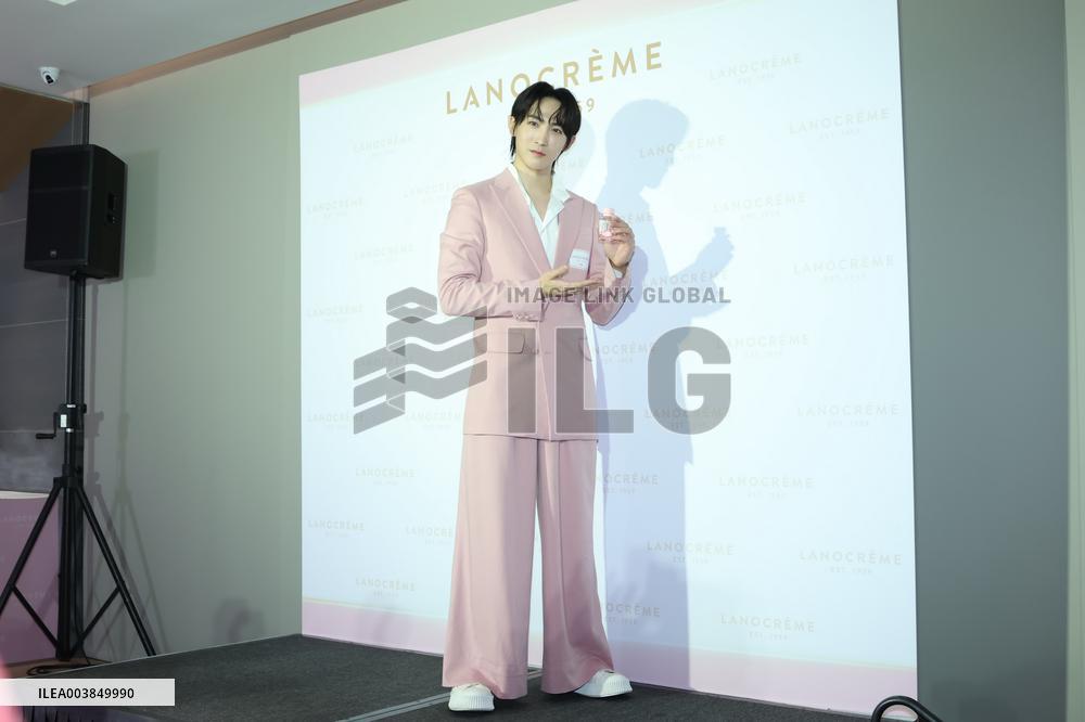 Taiwanese Actor KURT