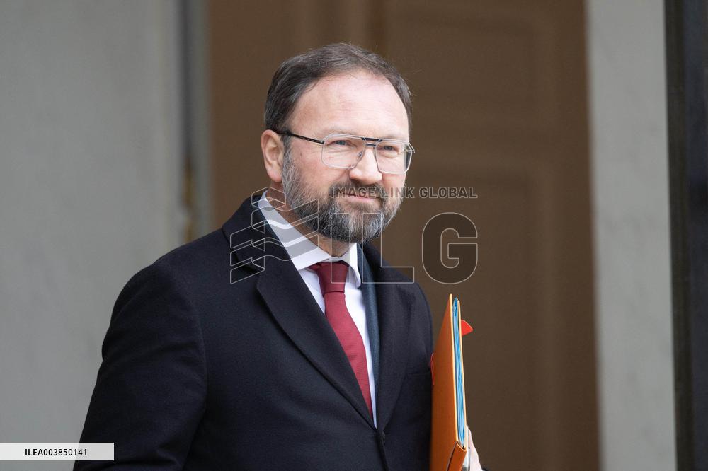 Weekly Cabinet Meeting - Paris